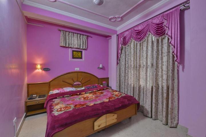 Hotel Ashish Inn Kandāghāt Exteriör bild